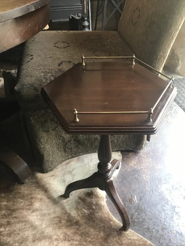Ethan Allen Pedestal Octagon Side Table Plant Stand Display Side-Table Brass Cover