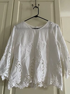 Solitaire White Eyelet Embroidery Top Size M Coquette Summer Boho Casual NEW - Picture 1 of 8