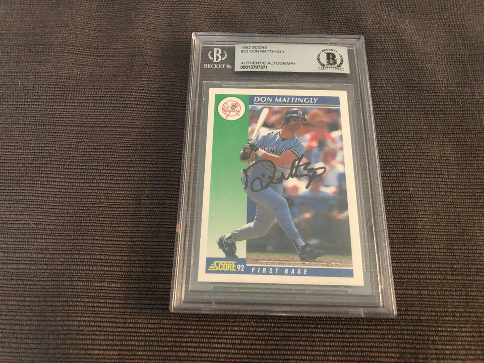1993 SCORE DON MATTINGLY AUTOGRAPH CARD N.Y. YANKEES BECKETT AUTHENTIC - Image 1 of 1