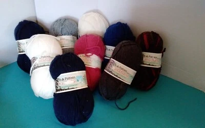Yarn Lot of 9 Vintage Patons Canadiana Worsted Knitting Yarn (3 1/2 oz/4 Ply) - Image 1 of 4