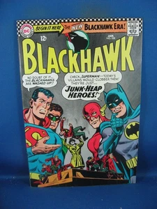 BLACKHAWK 228 VF- DC 1967 WAR BATMAN SUPERMAN - Picture 1 of 2