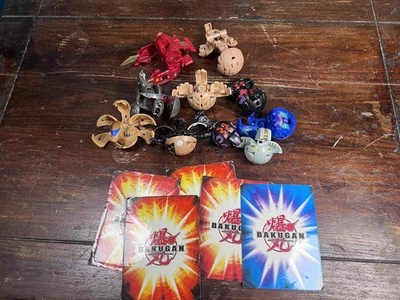 Lote de 10 Bakugan Brattle Brawlers con 4 cartas de puerta y 2 cartas de habilidad LEER DESC Foto 1 de 4