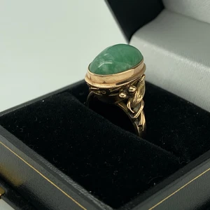 Art Nouveau Green Jade Ring 14 Kt Yellow Gold Size 7 - Picture 1 of 6