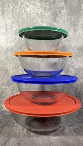 Set of 4 Pyrex Clear Nesting Mixing Bowls with Lids, 2-4Qt. 2.5Qt. 1.5 ...