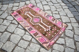 AMAZING Turkish Pink Rug 1'4 x 2'5 ft Vintage Kilim Small Anatolian Oushak Rug   - Picture 1 of 12