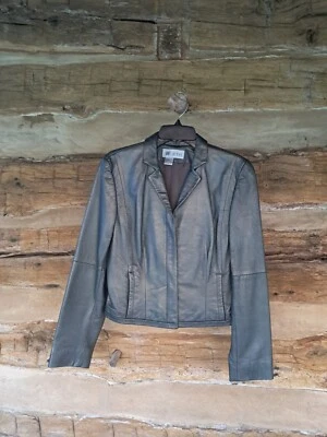 Chaqueta Worth Para Mujer Vintage Ajustada Cremallera Forrada Cuero Estaño Plateado Talla Pequeña Foto 1 de 4
