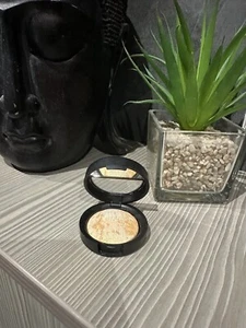 LAURA GELLER BAKED BRÛLÉE EYE SHADOW ORANGE BLOSSOM BRAND NEW RARE - Picture 1 of 2