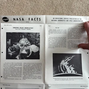 NASA Facts B-62: Orbiting Solar Observatory -8 Seiten Dokument als ein ungeschnittenes Blatt - Bild 1 von 2
