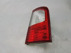 Feu de coffre arrière droit - Ssangyong KYRON PH.1 - 8360409101 - S2-5655I - Imagen 1 de 6
