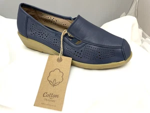 BNWT Cotton Traders Blue Slip On Loafers Size 6 - Picture 1 of 8