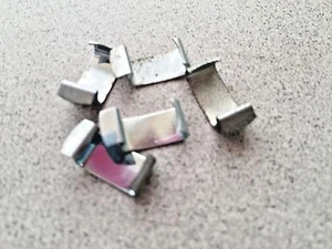 1997-2000 MERCEDES-BENZ  ~ HEATER BOX CLIP ~ SET ~ OEM PART - Picture 1 of 2