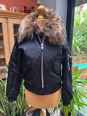 Fabulosa CHAQUETA BOMBARDERO SAM New York negra desmontable de piel, XS Foto 1 de 4