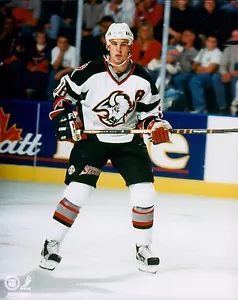 Matthew Barnaby Buffalo Sabres lizenziert unsigniert NHL glänzend 8x10 Foto A1 - Bild 1 von 1