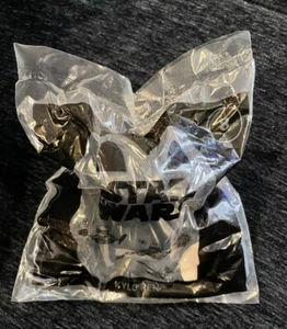 Neu versiegelt 2021 McDonalds Happy Meal Spielzeug Star Wars Kylo Ren #8 - Bild 1 von 4