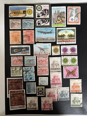 Lote de 30+ estampillas postales espaciales de aves de construcción mixtas de Pakistán de la década de 1980 usadas #24 Foto 1 de 3