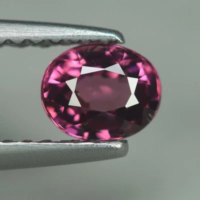 0.73 Cts_Extreme Fire_100 % Natural Unheated Pink Malaya Garnet_Srilanka - Image 1 of 3