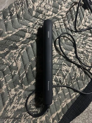 Прямой утюг Panasonic EH-HS0J-K Nano уход черный Японии б/у тела только без коробки - Изображение 1 из 4