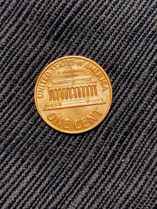 Error Coin 1972 miss strike Lincoln Penny - Picture 1 of 2