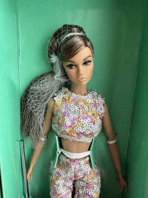 Desert Dazzler Poppy Parker Integrity Toys Fashion Royalty Palm Springs NRFB - Image 1 of 4