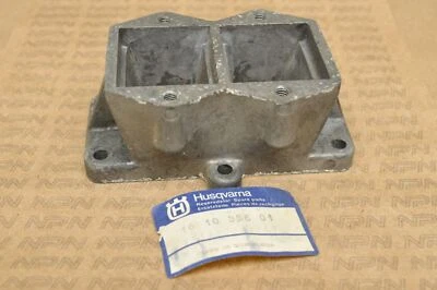 Корпус тростникового клапана Husqvarna CR250 CR360 WR250 360 Auto WR360 CR390 OEM новый из старых запасов - Изображение 1 из 4