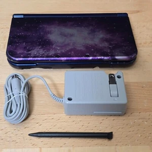 "New" Nintendo 3DS XL Lila Galaxy Edition Konsole USA Version B9-16 - Bild 1 von 4