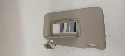 Nissan Kicks 2019 pasajero parasol iluminación OEM 18 19 20 21 22 23 Foto 1 de 4