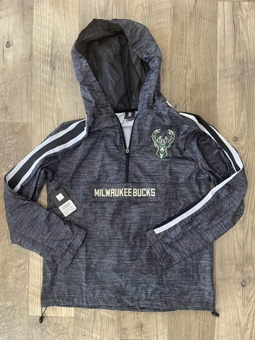NWT NBA Milwaukee Bucks Men’s Medium Hooded Windbreaker Pullover Jacket 1/4 Zip Cover