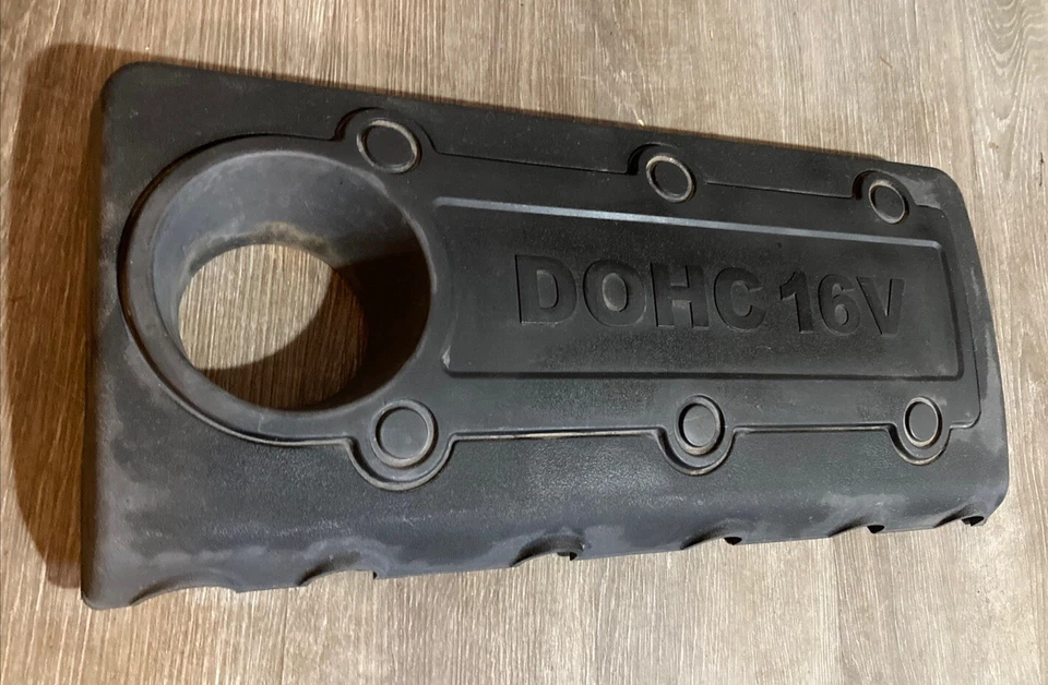 Крышка двигателя 2010-2013 Kia Forte подлинная от оригинального производителя 292402G000 - Изображение 1 из 1