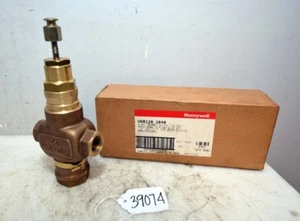 Honeywell V5011N 1040 Two Way Globe Valve (Inv.39074) - Picture 1 of 1