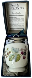 Royal Worcester Egg Coddler Vintage Lavinia Berries Flowers White and Lid in Box - Picture 1 of 13