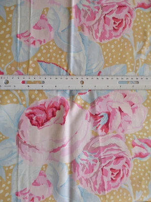 RARE VTG Kaffe Fassett GP18 August Roses Pastel Westminster Rowan Quilt Cotton - Image 1 of 4