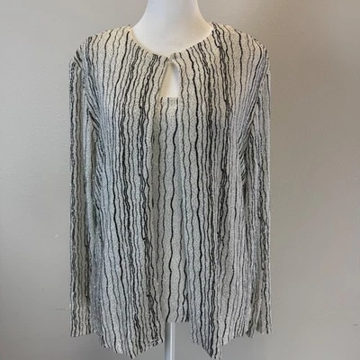 XSCAPE 2 piezas Conjunto Chaqueta y Tanque Talla Grande Blanco/Negro/Plateado Brillo Foto 1 de 4