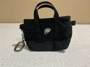 Lululemon Daily Multi Pocket Nano Tote Bag Clip On LU9C21S Black New NWT - Picture 1 of 12