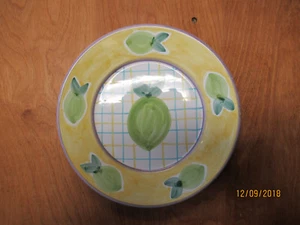 Pottery Barn Italien LIMETTEN GELB GRÜN Mittagessen Teller 9 5/8" 1 EA 2 verfügbar - Bild 1 von 3