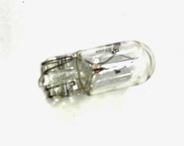Light Bulb 12V 5W  #979603-001 for Singer  7060, 9130, 9133, 9137, 9143, etc. - Image 1 of 1