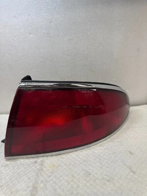 2003 BUICK CENTURY RIGHT PASSENGER Side Tail Light 16523314 OEM (Z-25) - Image 1 of 4