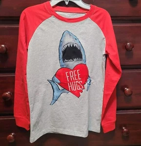 Carter’s Valentine's Hugs Shark Jersey Tee Long Sleeve Graphic T-Shirt Boys 14 - Picture 1 of 4