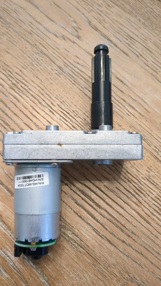 NEW robomow motor mot7003 mot7000A mot7000 OM011802182 MSB7106A all rc types - Image 1 of 1