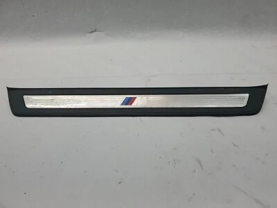 BMW 640I XDRIVE GRAN CUPÉ F06 2014-2019 - umbral de la puerta delantera / placa de desgaste (M) Foto 1 de 4