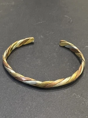 Brazalete de cobre de latón suroeste brazalete torcido alambre de metal mezclado de colección unisex delicado Foto 1 de 4