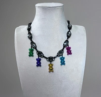 Betsey Johnson Negro Punk N Spice Oso Gomoso Metálico Dije Collar Cristales Foto 1 de 4