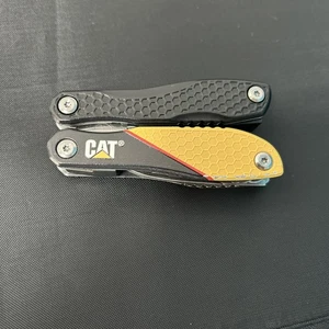 Cat 12-in-1 Yellow and Black Multi-Tool - 980057 - Picture 1 of 5
