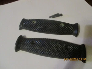 U.S.M4 Bayonet-Knife Grips w/ Screws Parts Set . - Picture 1 of 3
