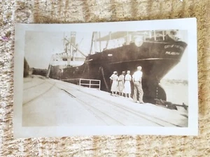 AT THE DOCKS IN HOUSTON,AUG,1937.VTG 4.5" x 3" SNAPSHOT*K2 - Picture 1 of 3