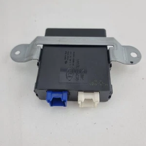 Kia Sorento BL Rear Wiper Control Module 02/2003-09/2009 - Picture 1 of 8