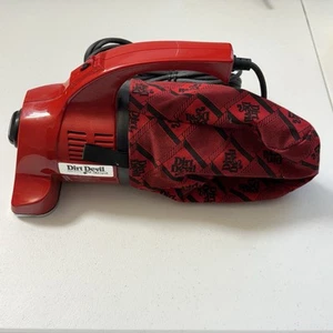 Aspirapolvere manuale Royal Dirt Devil modello DD120 con filo Made in USA BELLO! - Foto 1 di 12