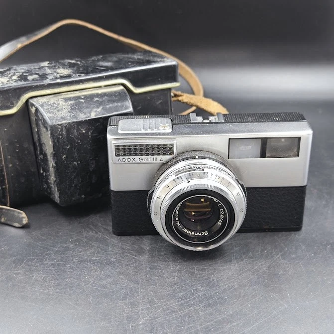 Cámara Adox Golf III A vintage - sin probar, bolsa de transporte Foto 1 de 4