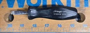 Snap On Tools SDD104 1/4” X 1-1/2” Flat Tip Black Hard Handle Stubby Screwdriver - Picture 1 of 4