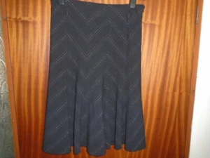 Black and white chevron stripe skirt, GEORGE, size 12, great for the office - Picture 1 of 3