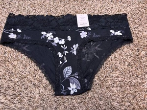 Auden freches Höschen schwarz Blumenmuster Baumwollmischung. Größe: M (8-10). - Bild 1 von 7